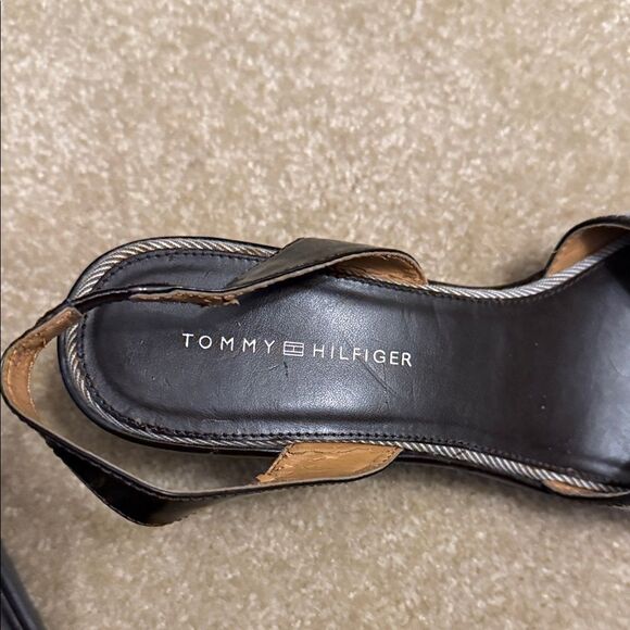 Tommy Hilfiger Black and White Bow Heels - Picture 2 of 10